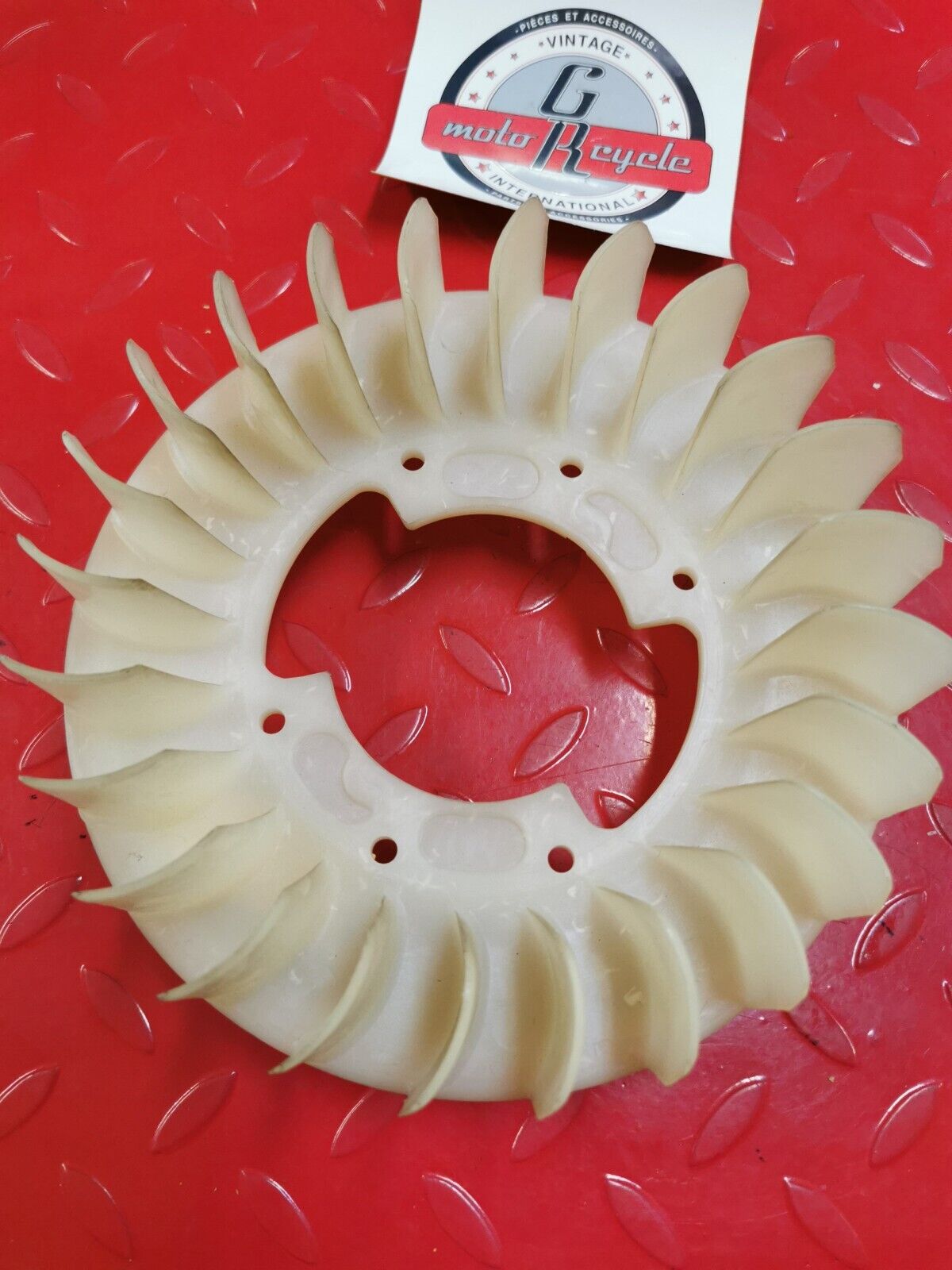 NOS Yamaha GP643 EW634 1972 - 1973 FAN 834-12611-00-00 Y20