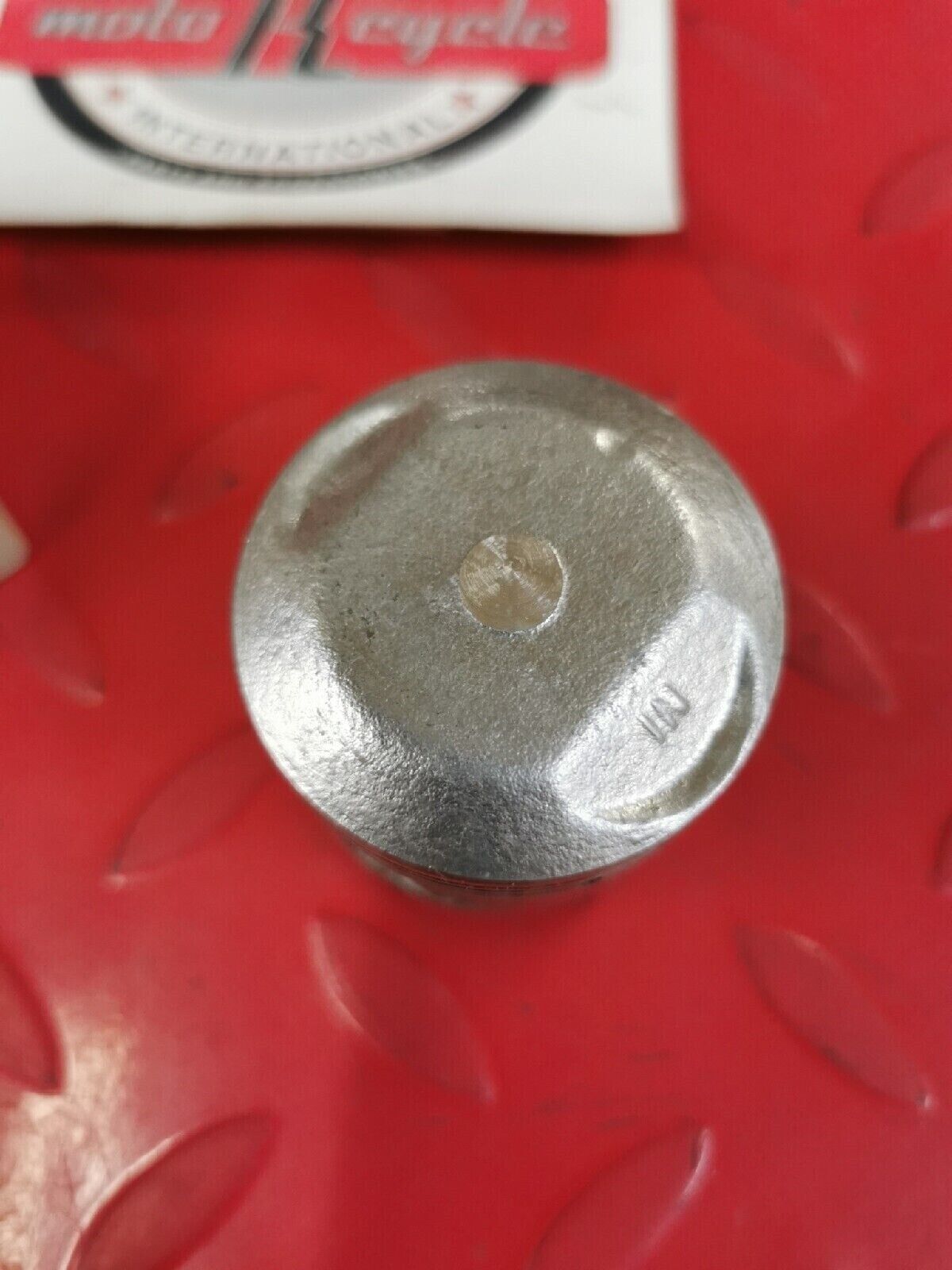 NOS HONDA CL70  CT70  C70 SL XL 1976 - 1981  PISTON STD  13101-087-712  H40