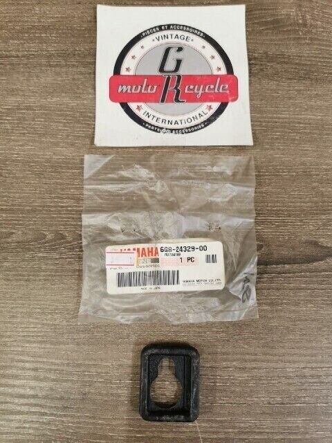 NOS YAMAHA SEAL 6G8-24329-00-00 Y112