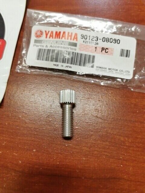 NOS Yamaha IT200 TT600 TY250 WR250 WR400 YZ125 BOLT (23X) 90123-08090-00 Y107