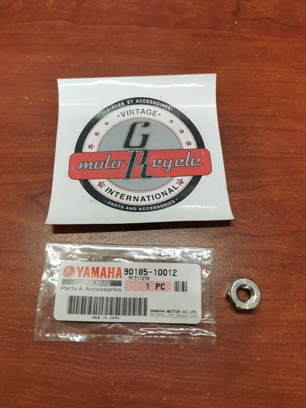 NOS Yamaha YFM7 YFZ450 YFM45 YFM400 SELF-LOCKING NUT 90185-10012-00 Y83