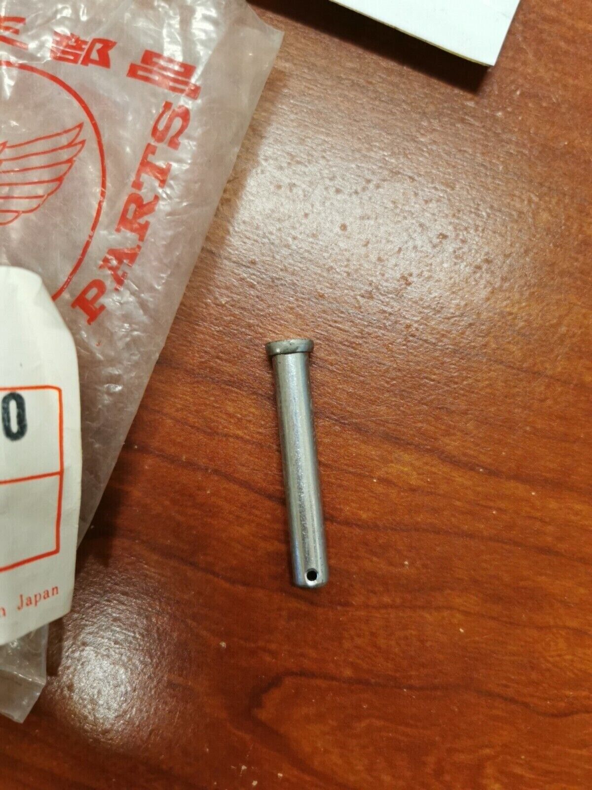 NOS Honda CB450 CB750 PIN C, PILLION FOOTPEG 50714-300-000 H33