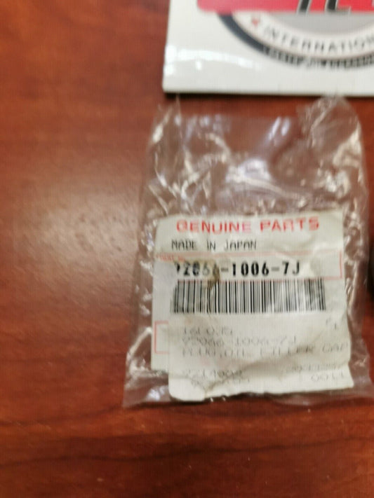 NOS Kawasaki VN750 ZG1200 ZG1000 KLF300 OIL FILLER CAP PLUG 92066-1006-7J K25