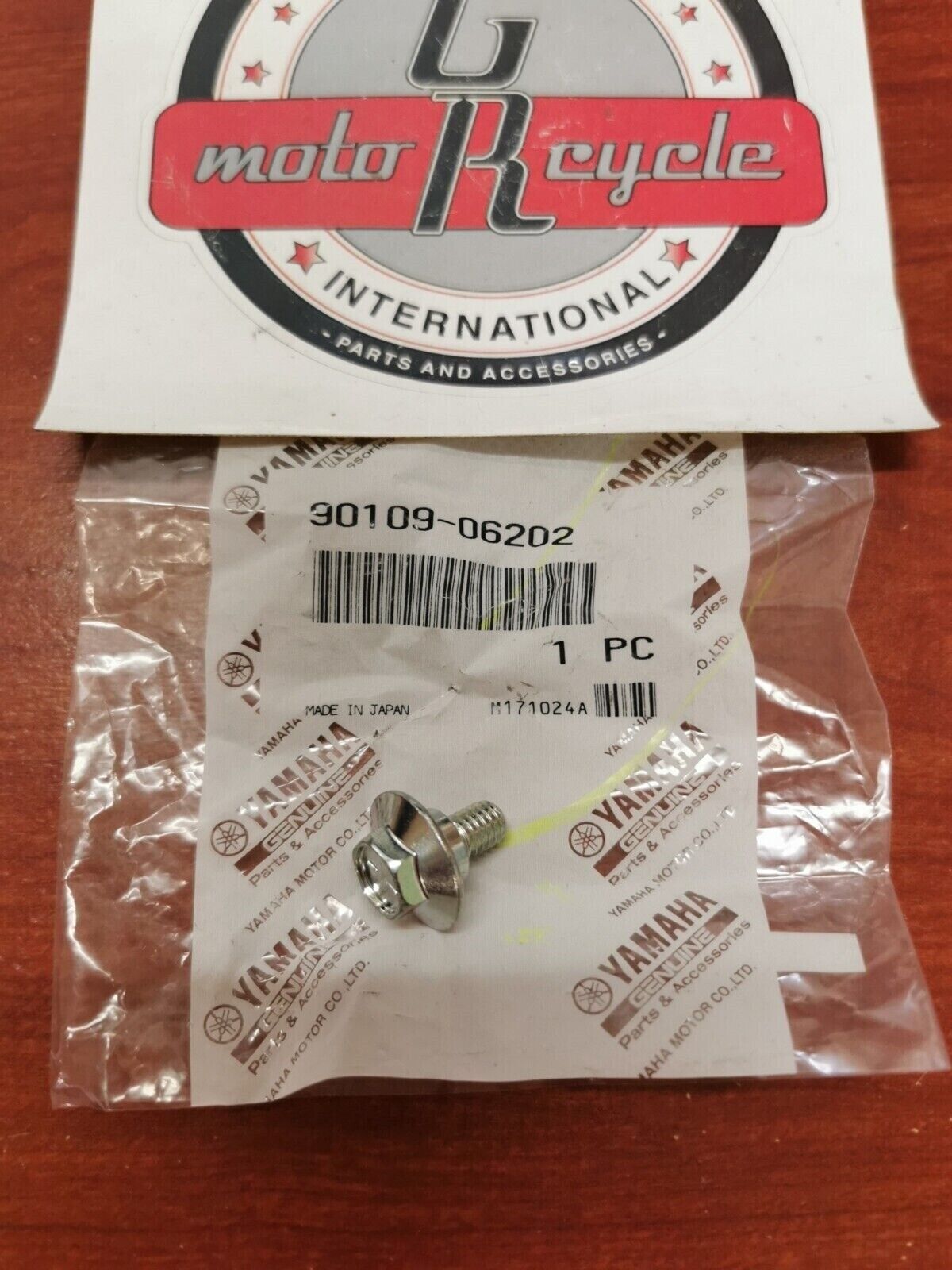 NOS Yamaha YXF85 YXE85 XSR900 FZ07 FJ09 MT07 MT09 BOLT 90109-06202-00 Y83