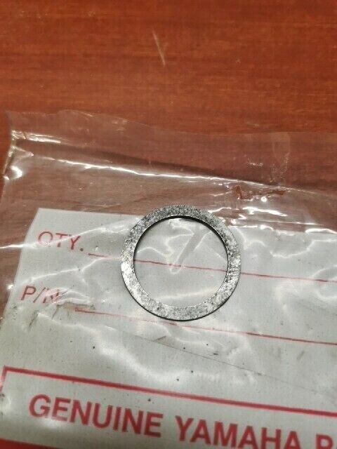NOS Yamaha FS1 FS50 FZ600 PLATE WASHER 117-15644-00-00 SUB 90201-253K0-00 Y124