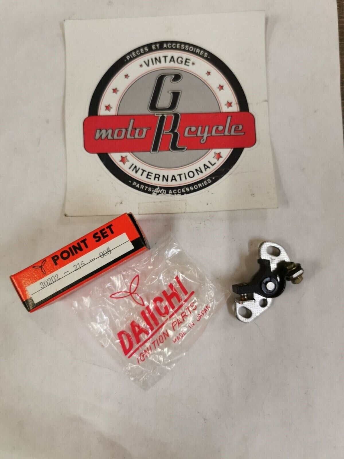NOS DAIICHI Honda CA160 CA175 CB160 CB175 CL175 CL200 POINTS SET  DP204 J39