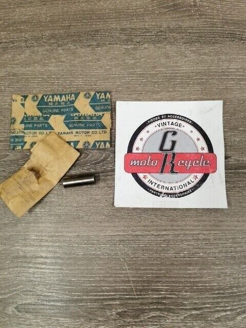 NOS YAMAHA DT50U YSR50W DT50L YZ50G RX50L PISTON PIN 517-11633-00-00 Y168