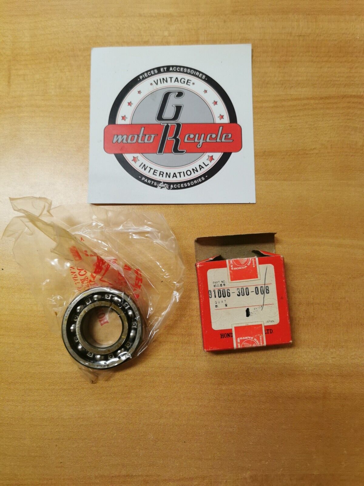 NOS HONDA CB750 BEARING SPECIAL BALL (6205) 91006-300-008 H20