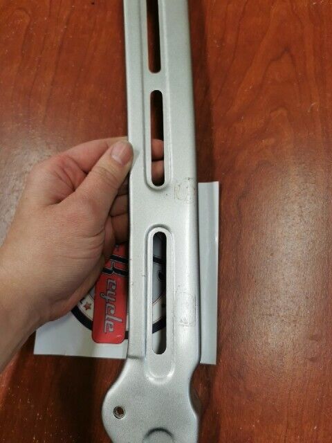 NOS Yamaha FS1 FS50 CHAIN GUIDE 260-22311-00-35 Y115