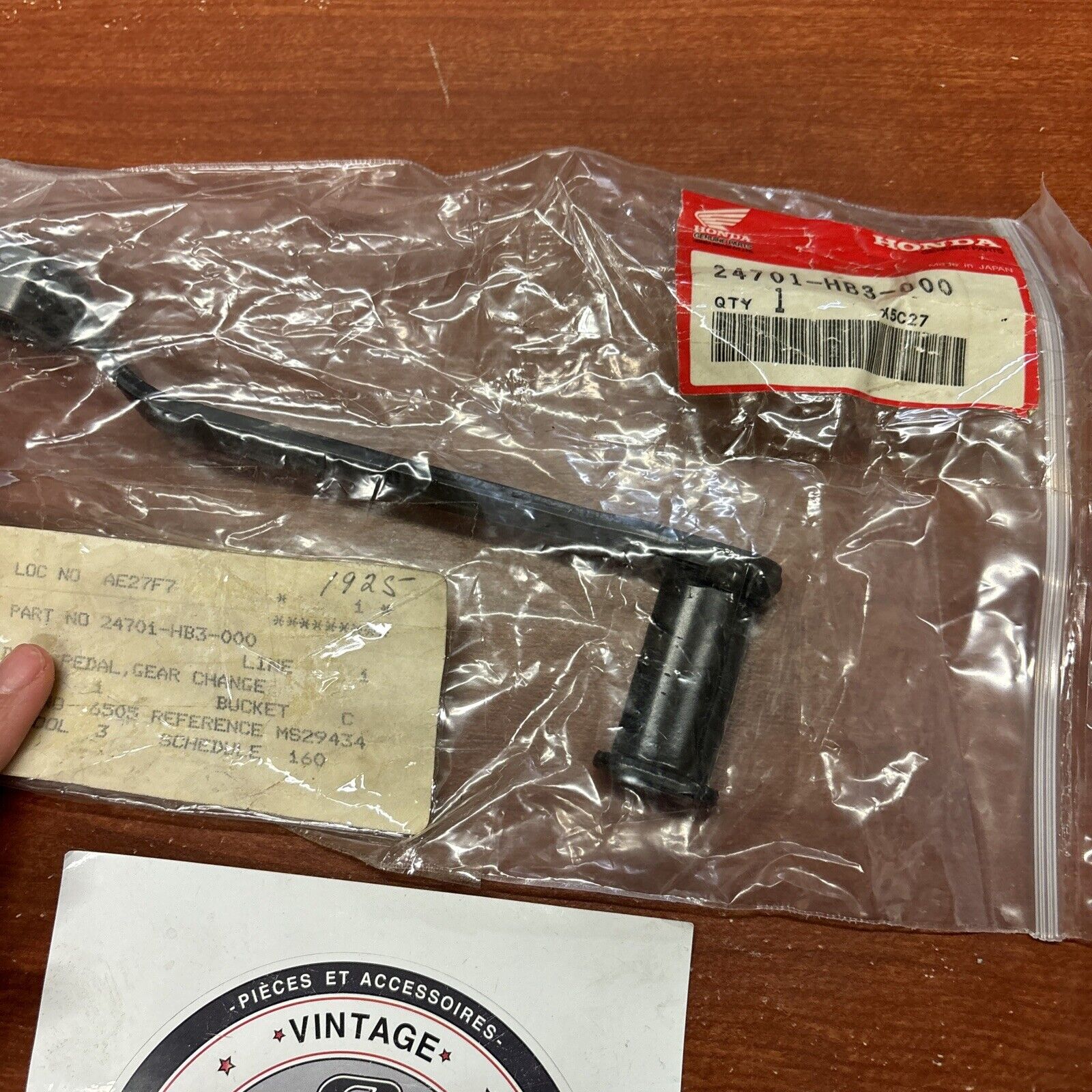 NOS Honda 1986 - 1988 TRX200SX GEAR CHANGE PEDAL 24701-HB3-000 H149
