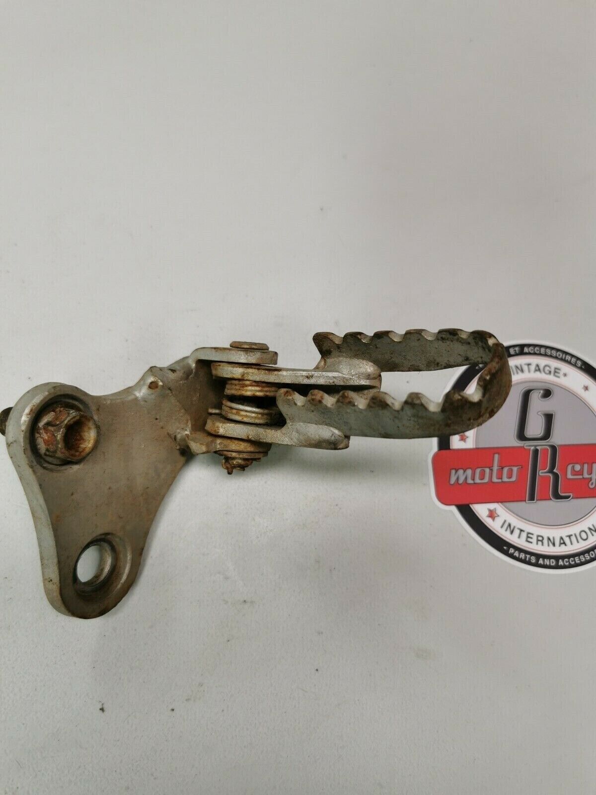 Honda CRF80F 2007 right footpeg foot peg step rest CRF100F 50615-GN1-000ZC