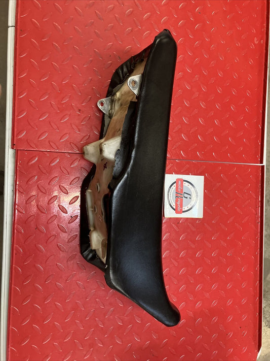 Honda CR250R 1986 seat saddle pan CR125R 3