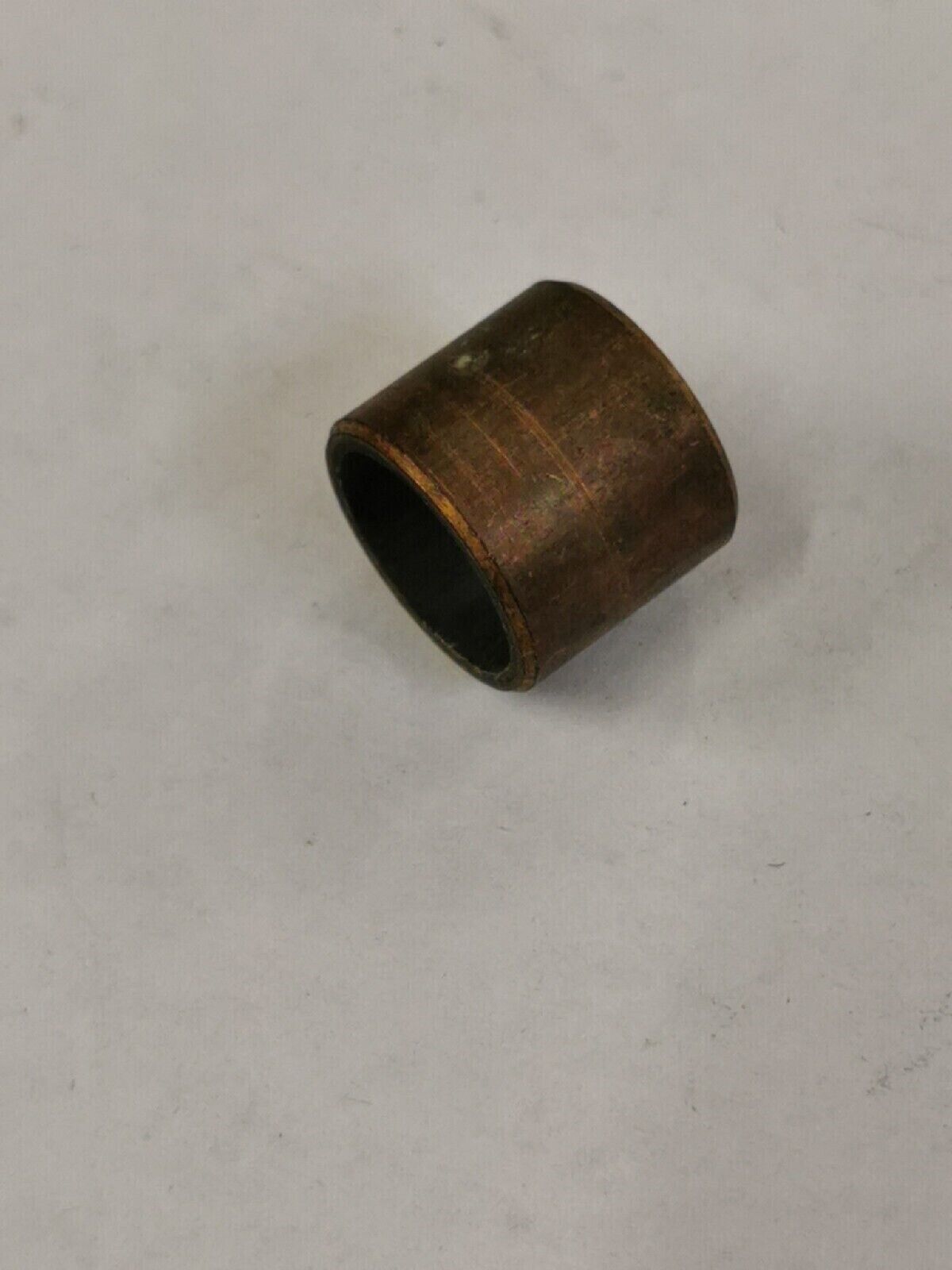 NOS PUCH BOMBARDIER MAXI  BUSHING COLLER SPACER 773-490-016  P3
