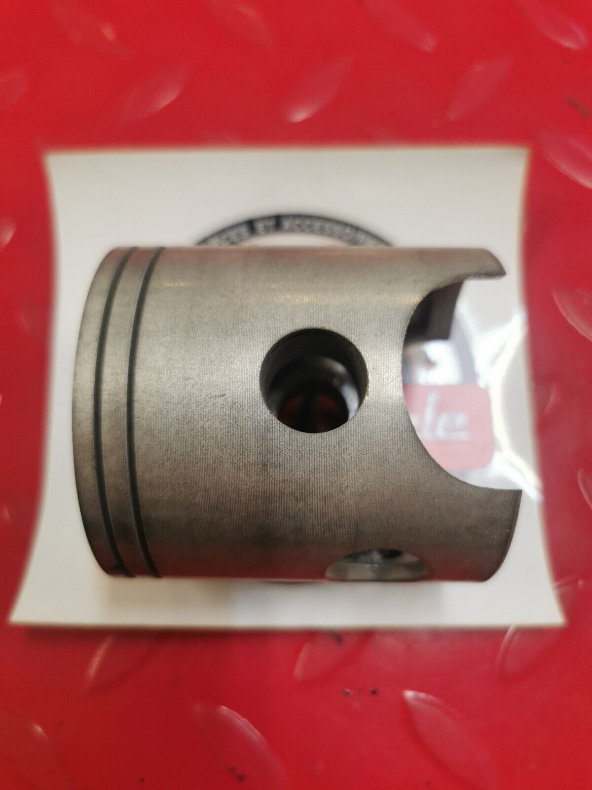 NOS Yamaha RD400 PISTON 3J7-11631-00-96 Y17