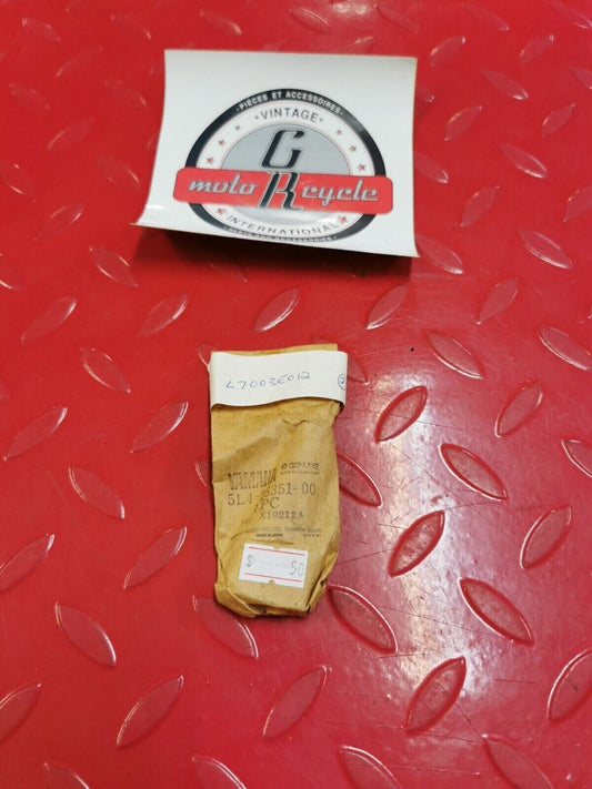 NOS Yamaha IT490 IT465 IT250 CAMSHAFT 5L4-25351-00-00 Y25