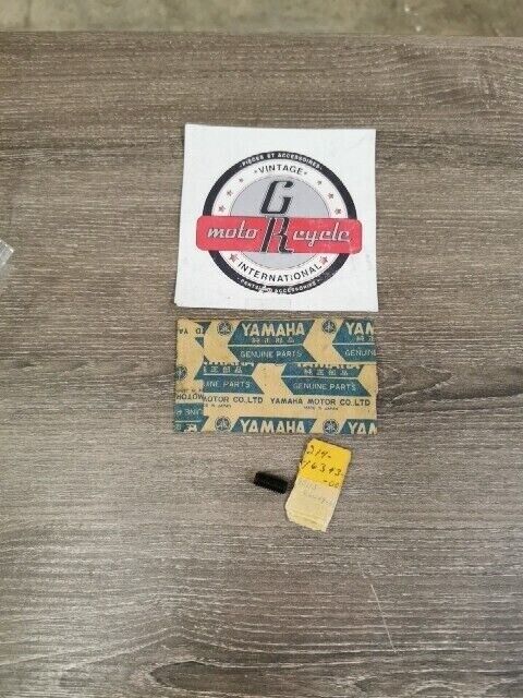 NOS YAMAHA YDS3 1965 1966 YDS3C 1966 YM1 1965 BOLT SET 214-16343-00-00 Y156