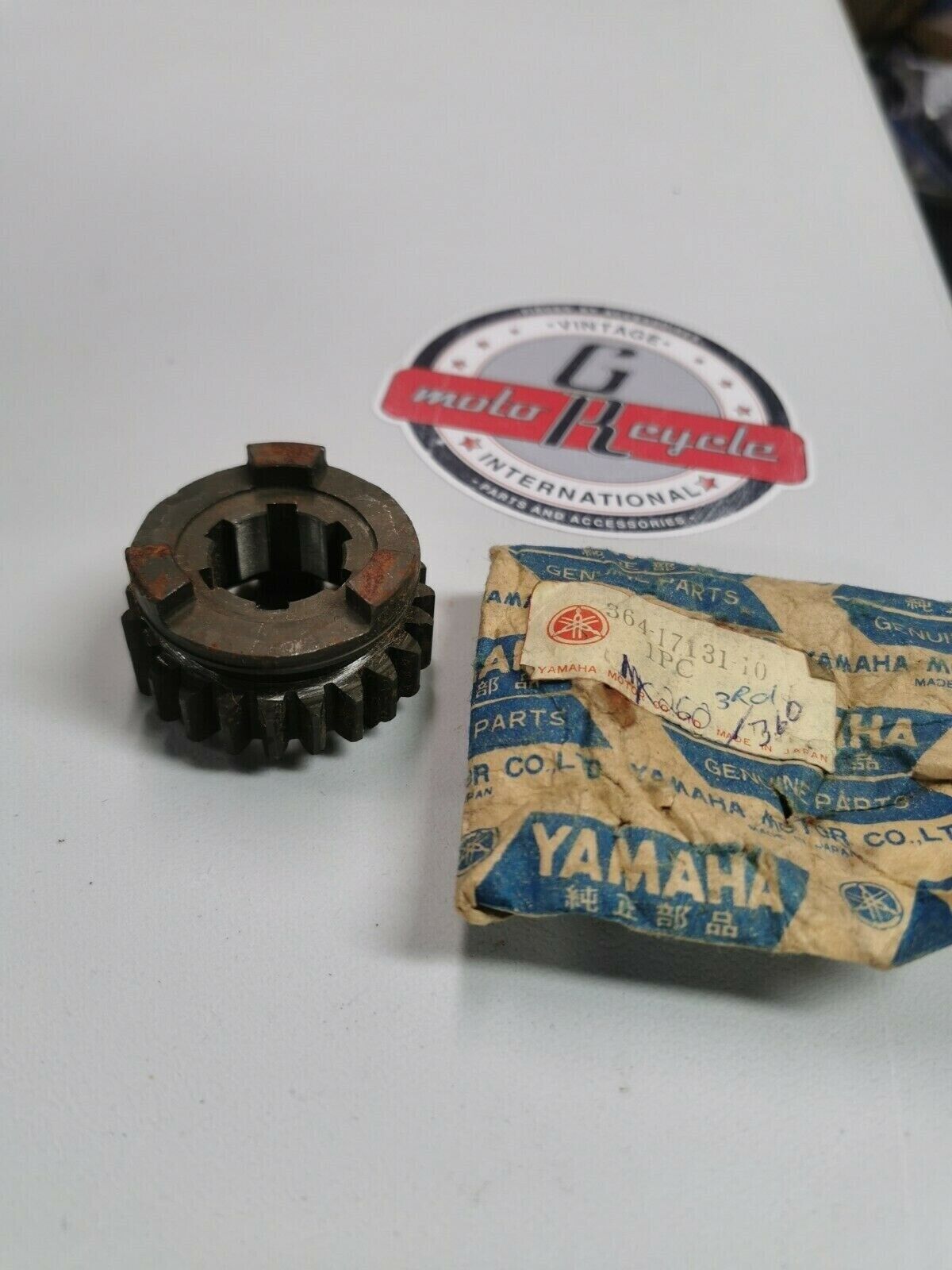 NOS Yamaha MX250 MX360 3rd Pinion Gear 364-17131-10-00 Y2