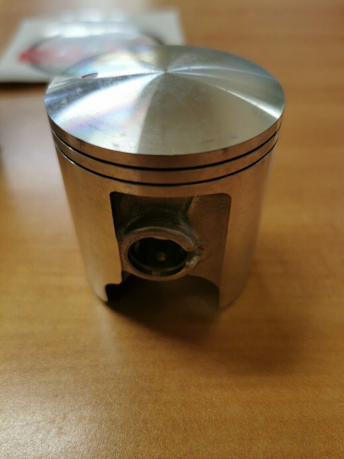 NOS SUZUKI RM125 1981 - 1983 PISTON 12110-141V0  S8