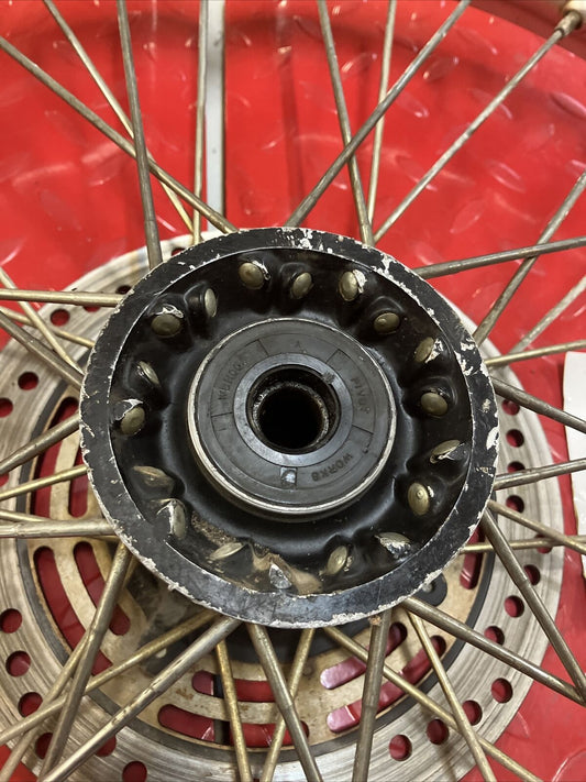 Honda CR125R 1985 front wheel hub CR250R CR500R 446A5-KA3-831 44601-KA3-830ZA