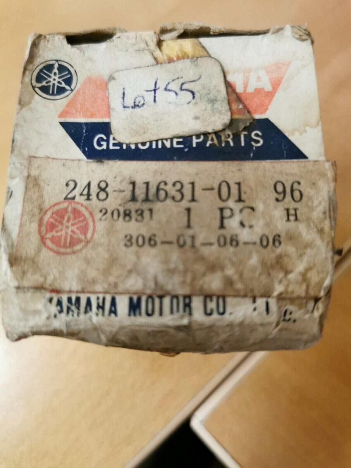 NOS YAMAHA AT1E 1969   PISTON  STD  0.96   248-11631-01-96 Y47