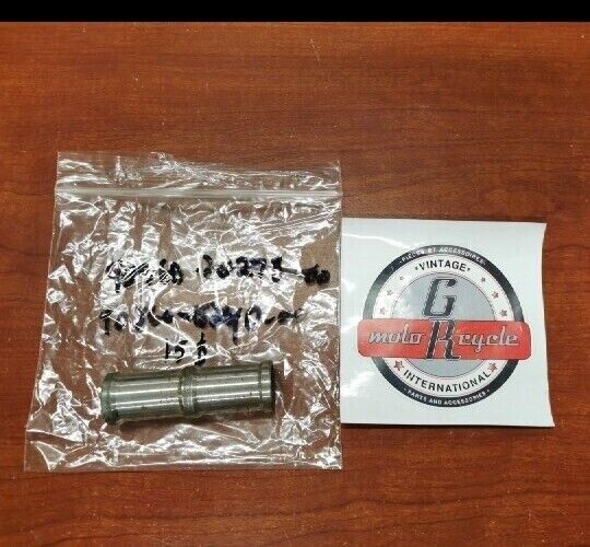 NOS Yamaha XT600 XV250 YZ250 YZ490 TTR250 SPACER 90560-15240-00 Y102