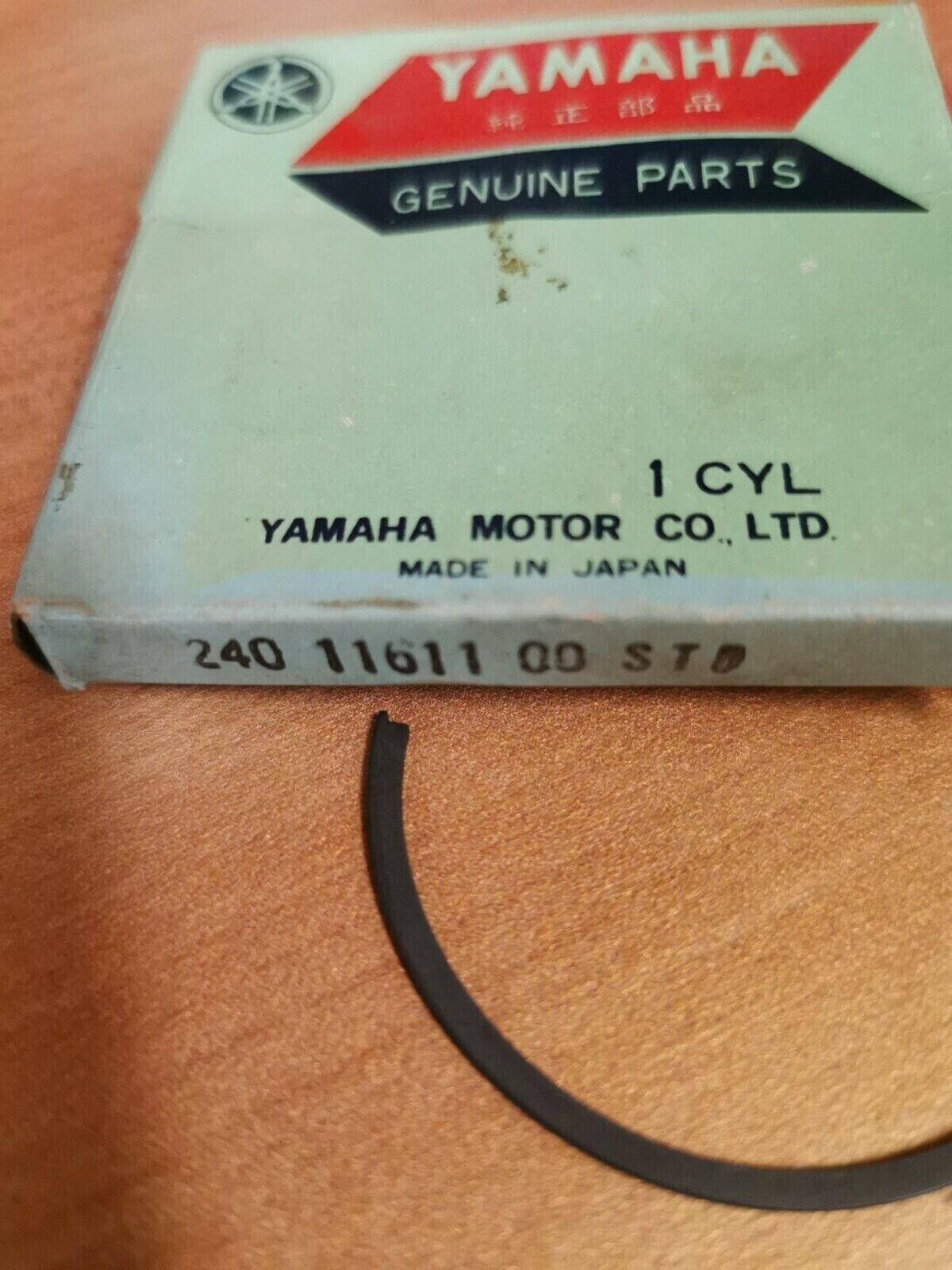 NOS YAMAHA YZ125 TZ250 1970 - 1982   RING  PISTON STD  240-11611-00-00 Y48