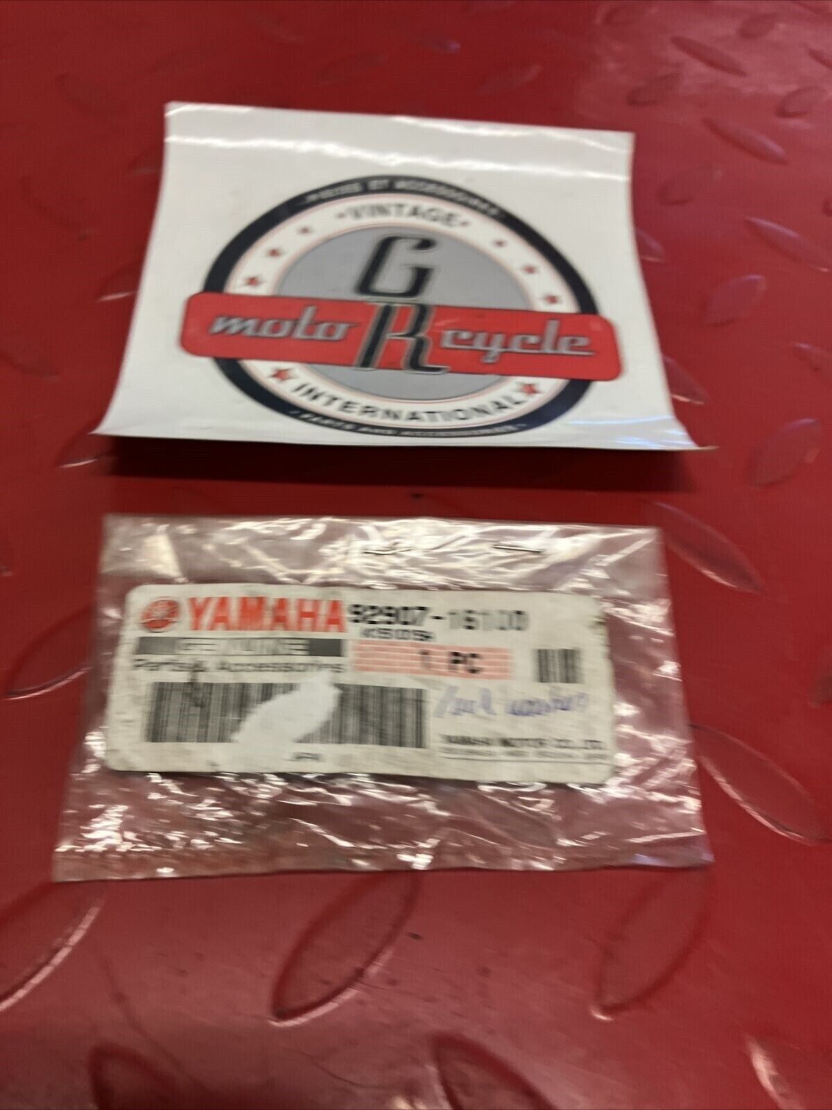 NOS YAMAHA LOCK WASHER 92907-16100-00 Y61