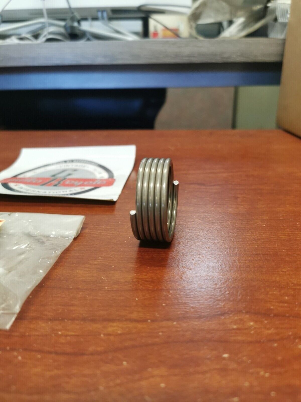 NOS Yamaha COMPRESSION SPRING 841-14774-00-00 SUB. 90504-30004-00 Y100