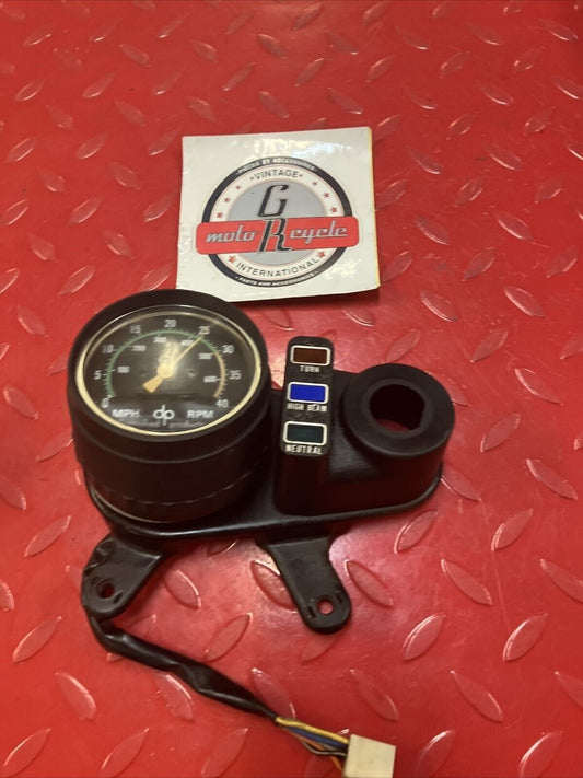 Suzuki RV90 1976 speedometer pilot light case dash indicator bulb 34100-27730