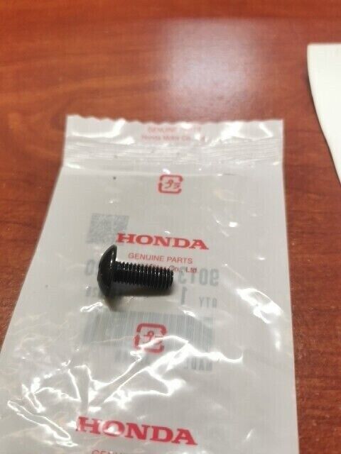 NOS Honda FJS400 FJS600 TRUSS SCREW (6X16) 90131-S0X-A00 SUB 90110-KA3-830 H57