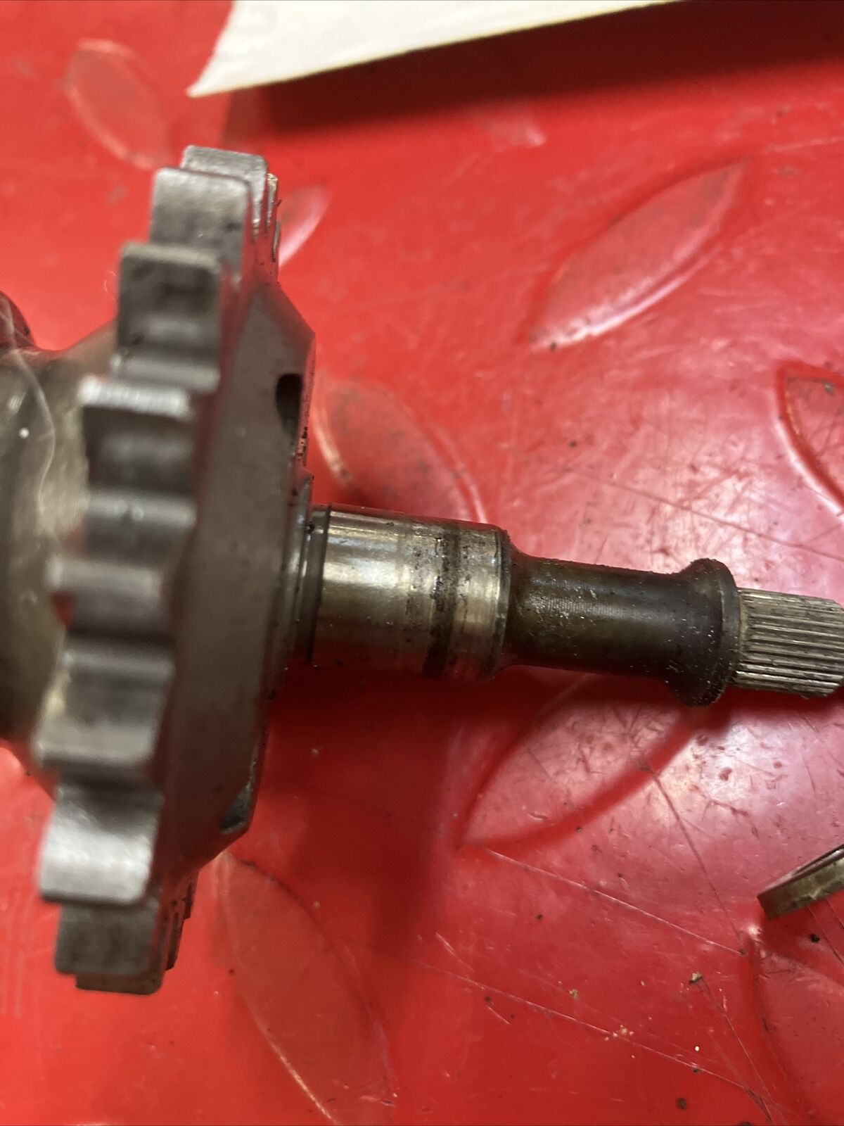 Honda CR250R 1984 waterpump water pump shaft gear 2