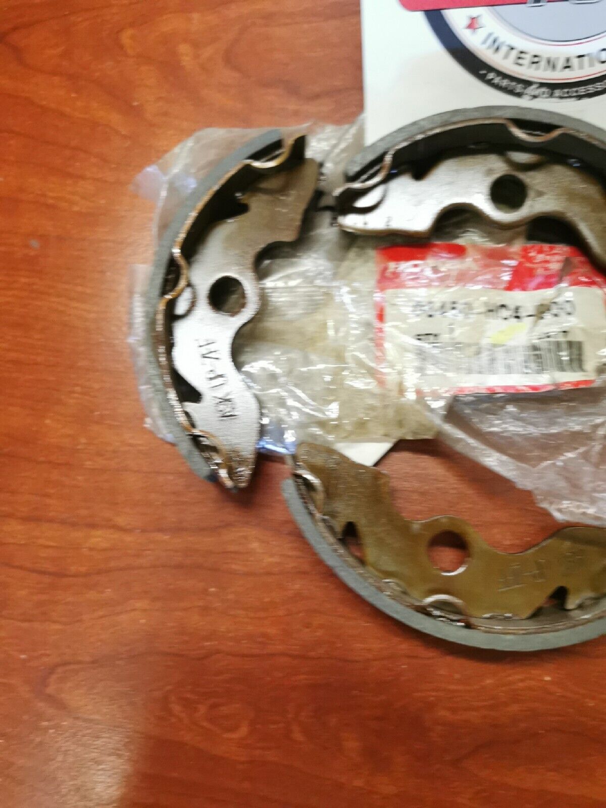 NOS Honda TRX300 TRX200 TRX250 BRAKE SHOE SET 06450-HC4-900 H35