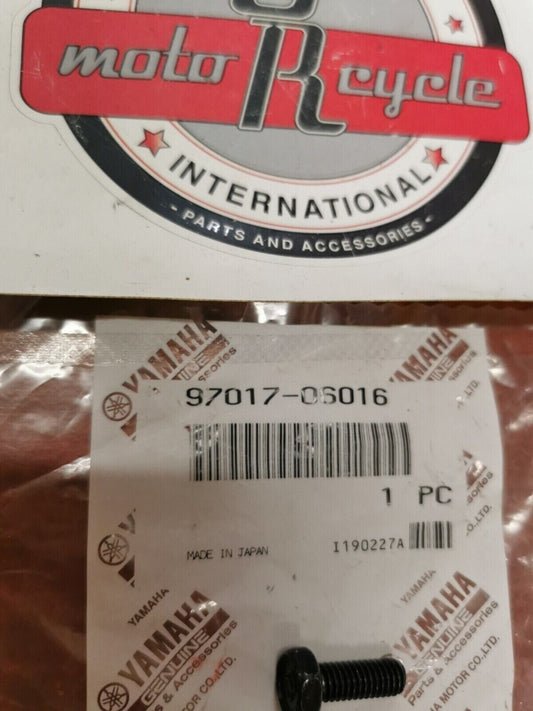 NOS Yamaha PZ480 VT480 XVS650 YZ450 YZ250 TW200 TTR250 BOLT 97017-06016-00 Y84