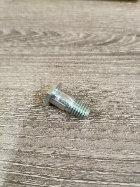 NOS HONDA C105T BOLT CY1007811 SUB BY 90128-001-810 H95