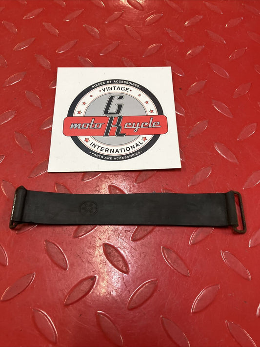 Yamaha XV500 1983 Virago 500 battery rubber band strap