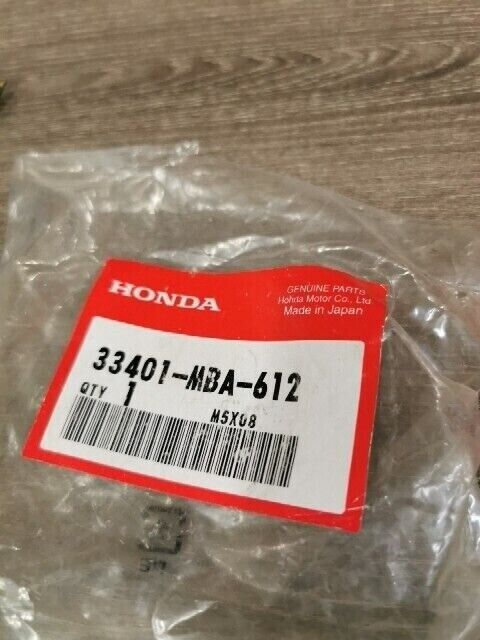 NOS HONDA CHF50 CH50P 2002 - 2005 GL1500 VT750 LENS WINKER 33401-MBA-612 H102