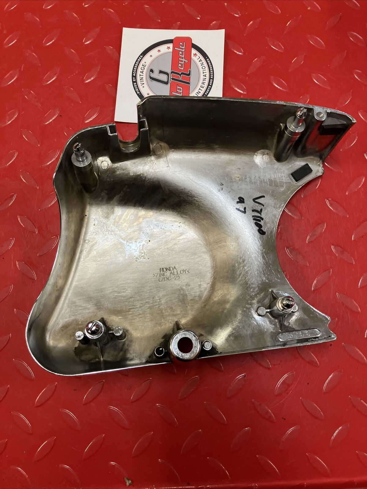 Honda VT1100 1997 VT1100C Shadow Magna left crankcase sprocket cover