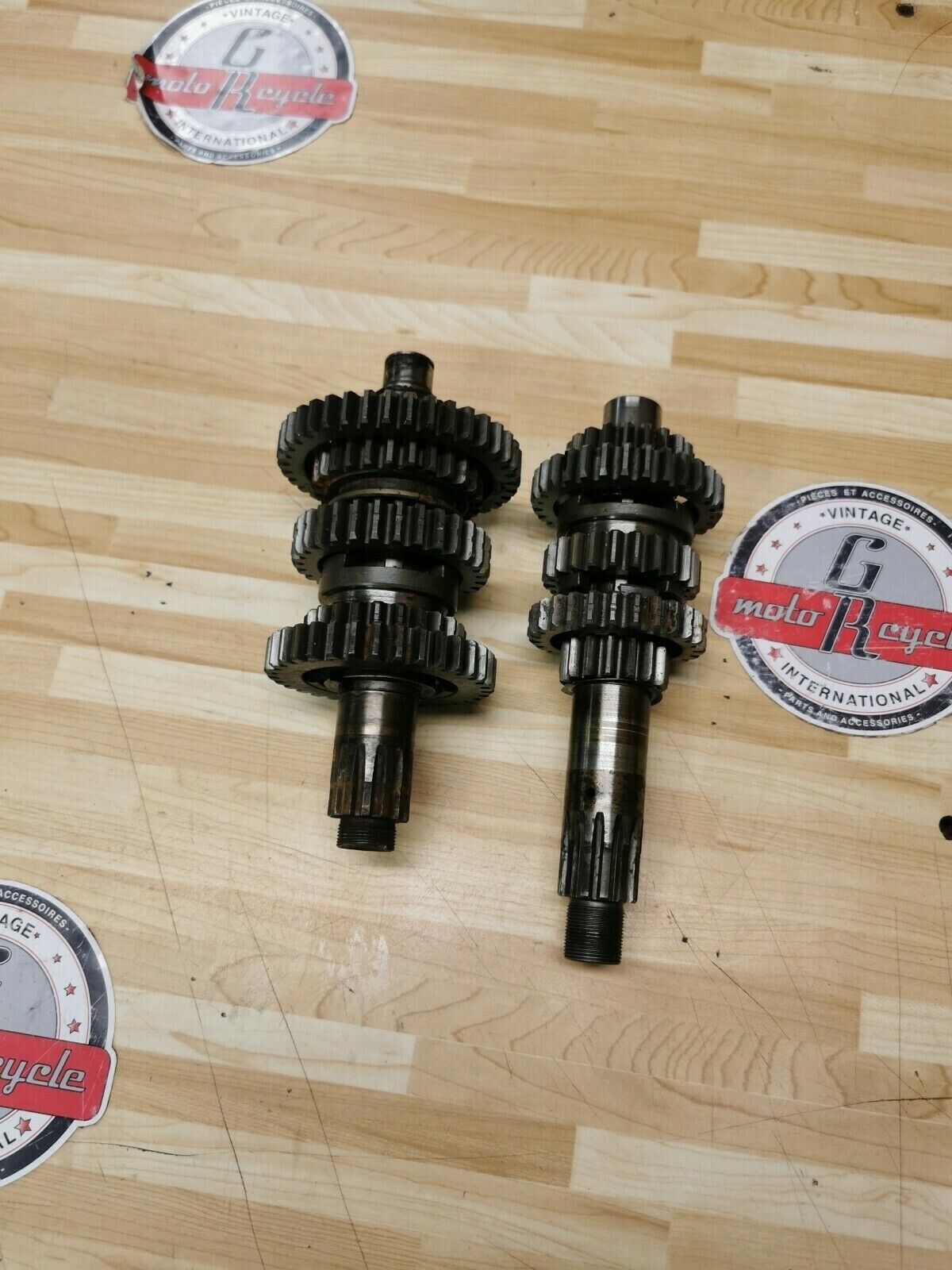Yamaha DT250 1976 transmission mainshaft countershaft main couter shaft gear