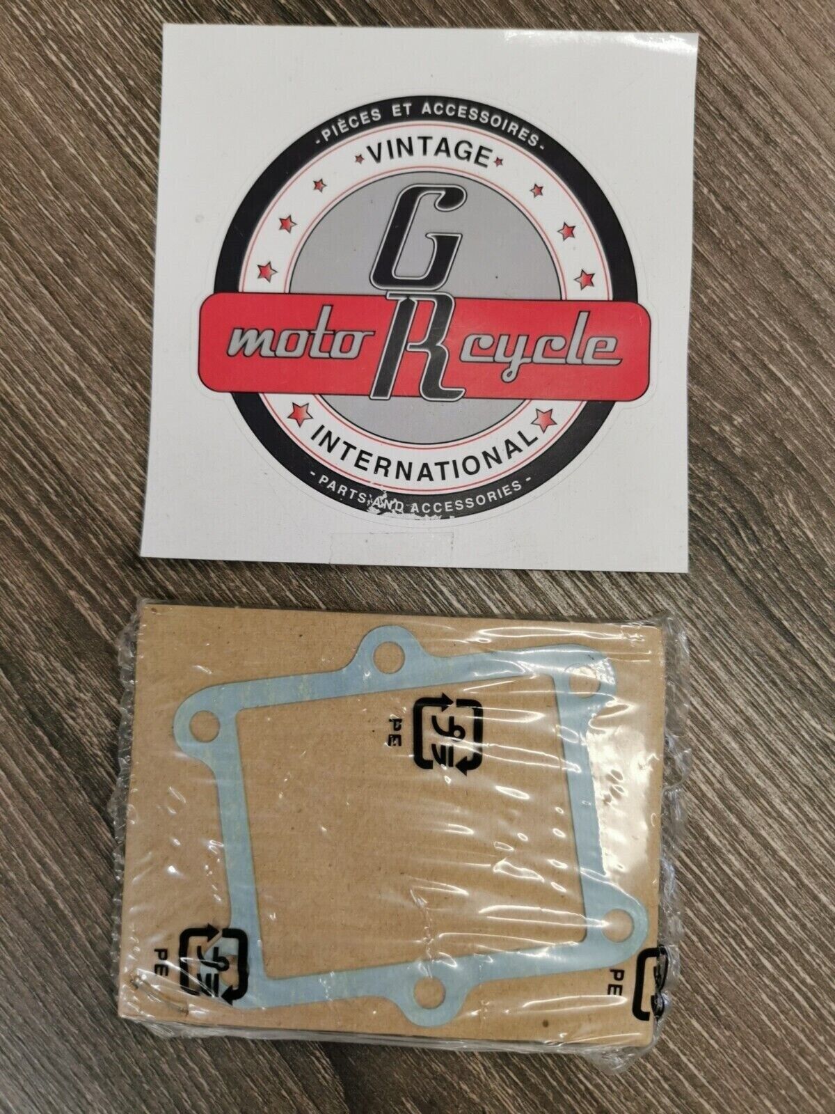NOS HONDA ATC250R TRX250R CR250R CR480R REED VALVE GASKET 14132-KAE-000  H49