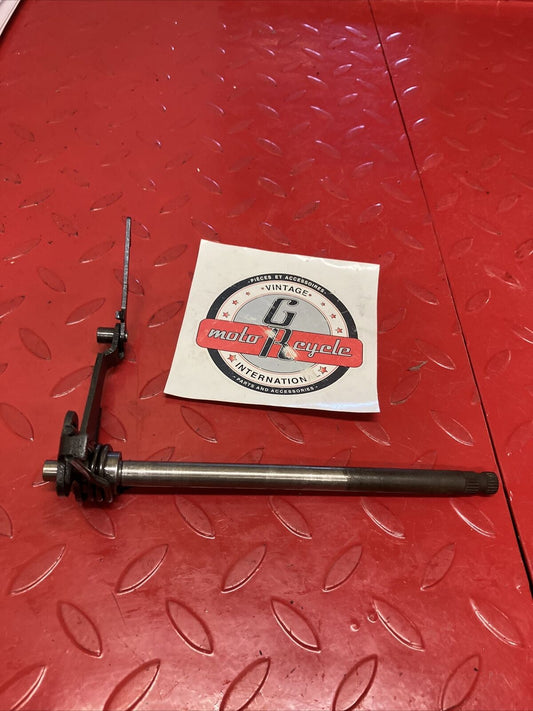 Suzuki RV90 1973 transmission gearshift gear shift shaft spindle