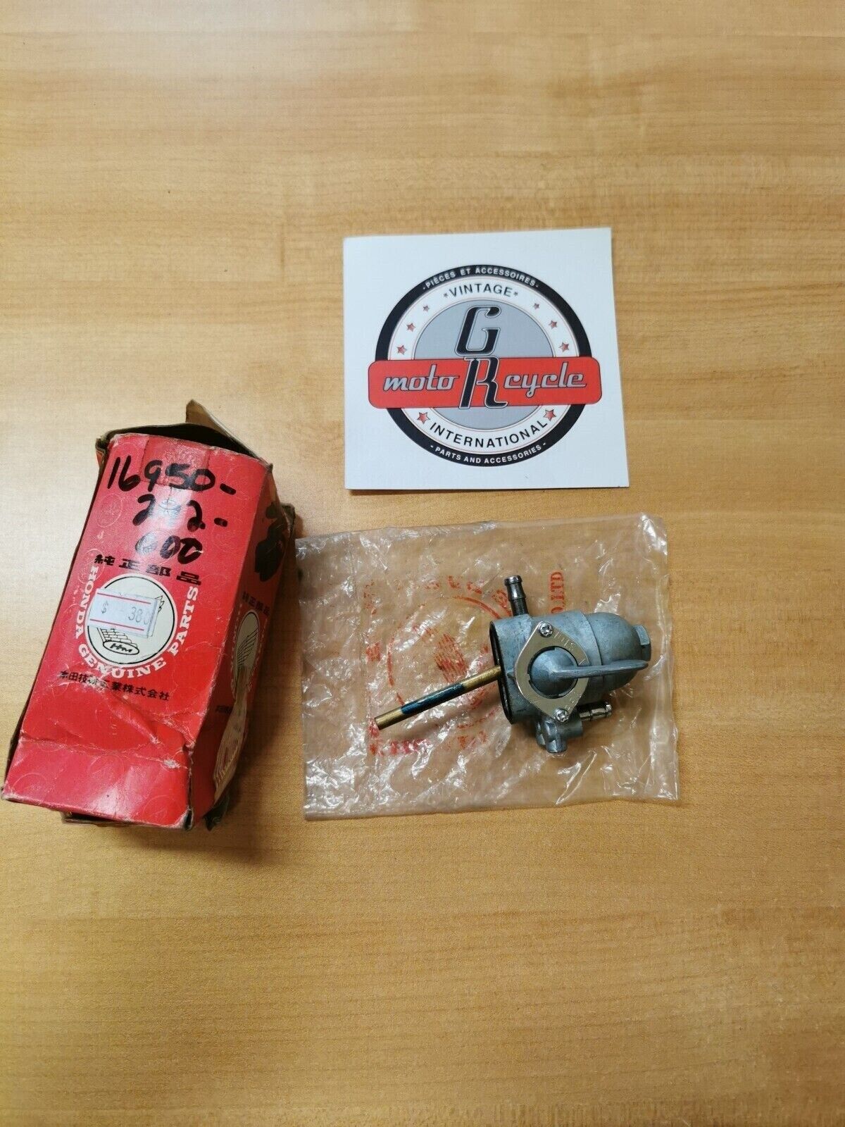 NOS HONDA CL175 CL350 CL450 1970 - 1975 PETCOCK 16950-292-000  H17