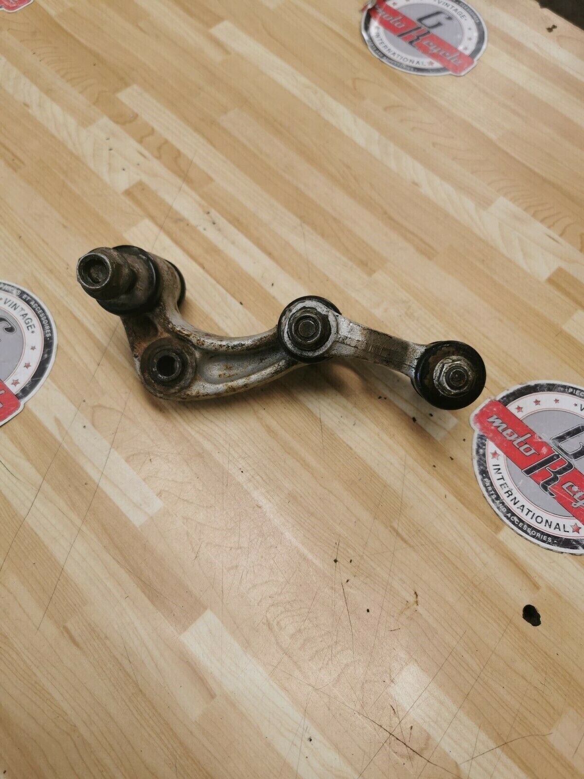 Honda XL200R 1984 swingarm rear shock linkage dogbone 1983 52460-KB9-000