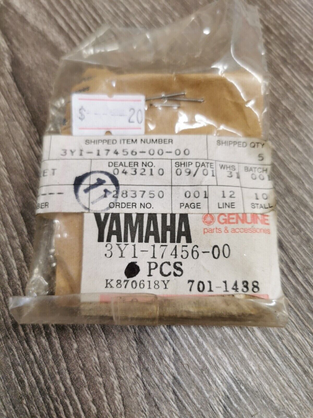 NEW YAMAHA TT250 1982  Sprocket Holder   3y1-17456-00-00   Y57