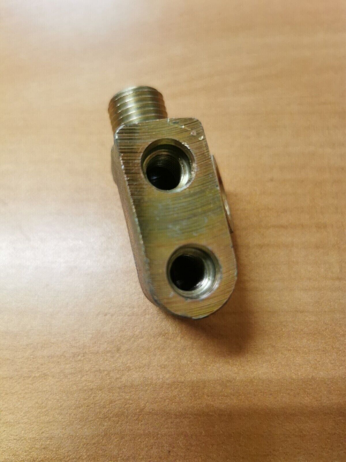 NOS HONDA GL1100 1980 - 1982 JOINT  THREE-WAY  52434-463-000  H17