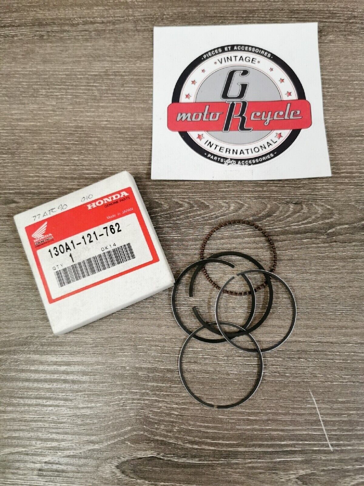 NEW NOS HONDA ATC90 1977 RING SET PISTON  0.25 130A1-121-762 H41