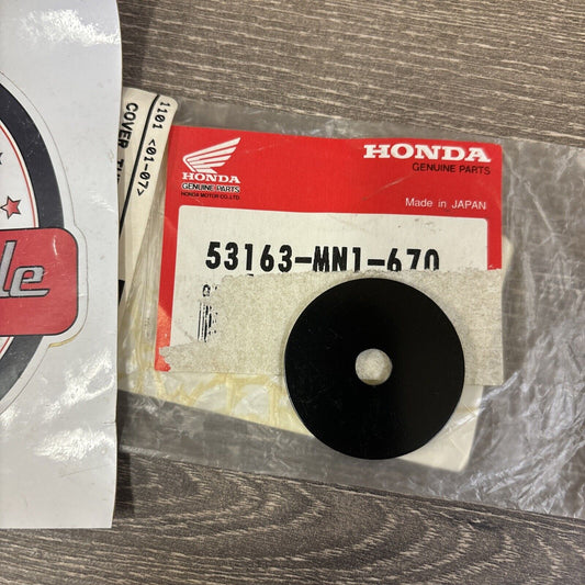 NOS Honda XR400R XR600R XR650R THROTTLE PULLEY COVER 53163-MN1-670 H158