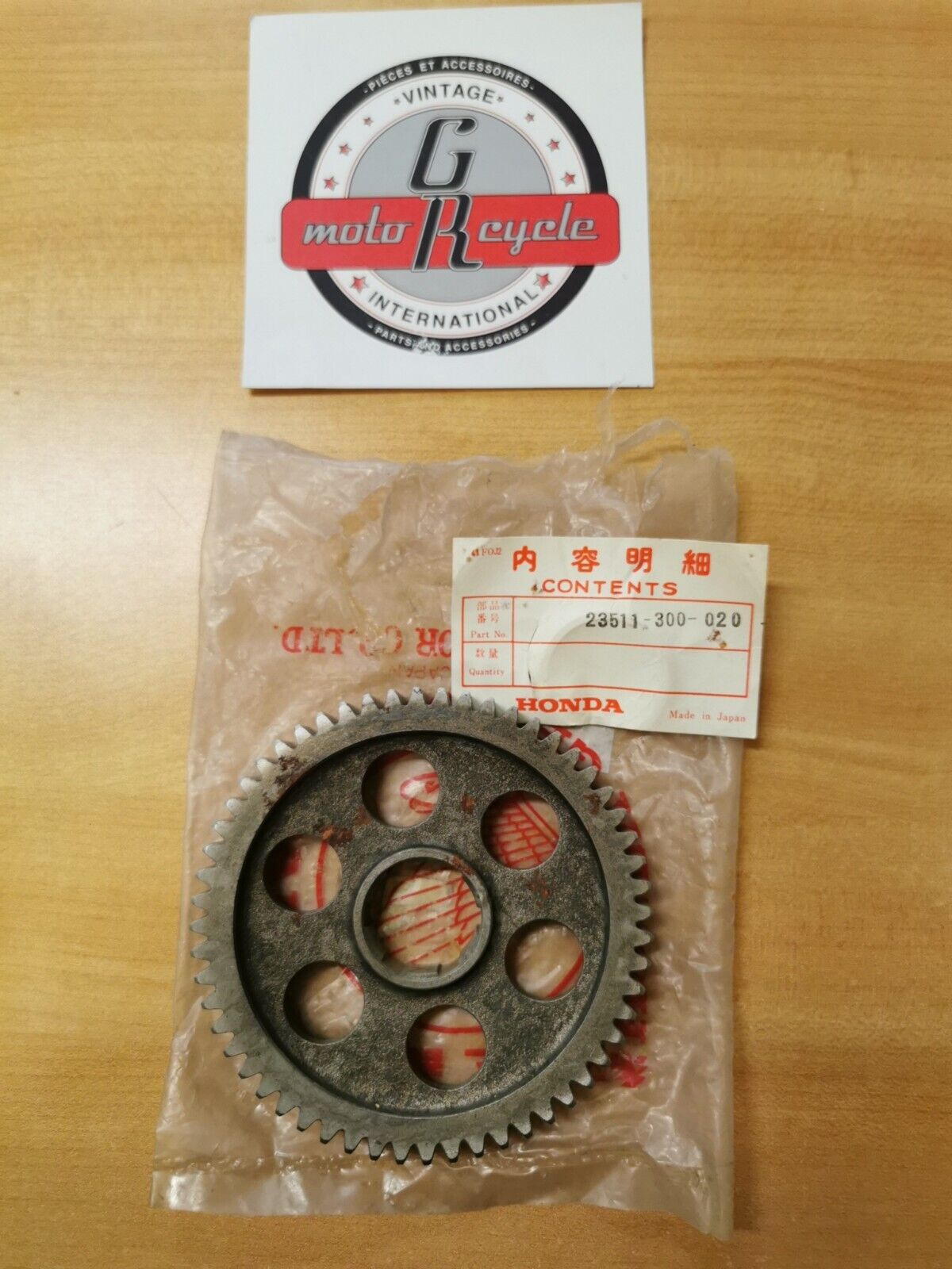 NOS HONDA CB750 GEAR FINAL DRIVEN 56T 23511-300-020 H21
