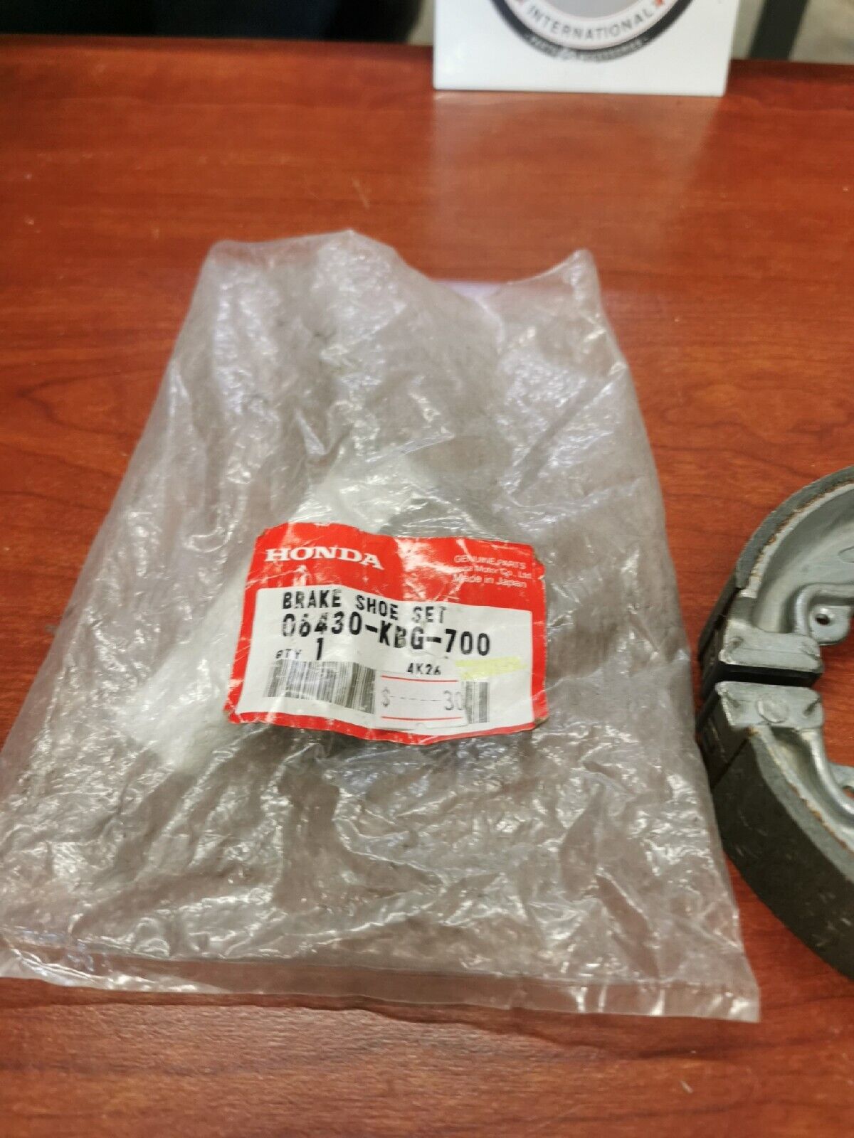 NOS Honda XL175 CM250 CMX250 CB250 BRAKE SHOE SET 06430-KBG-700 H35