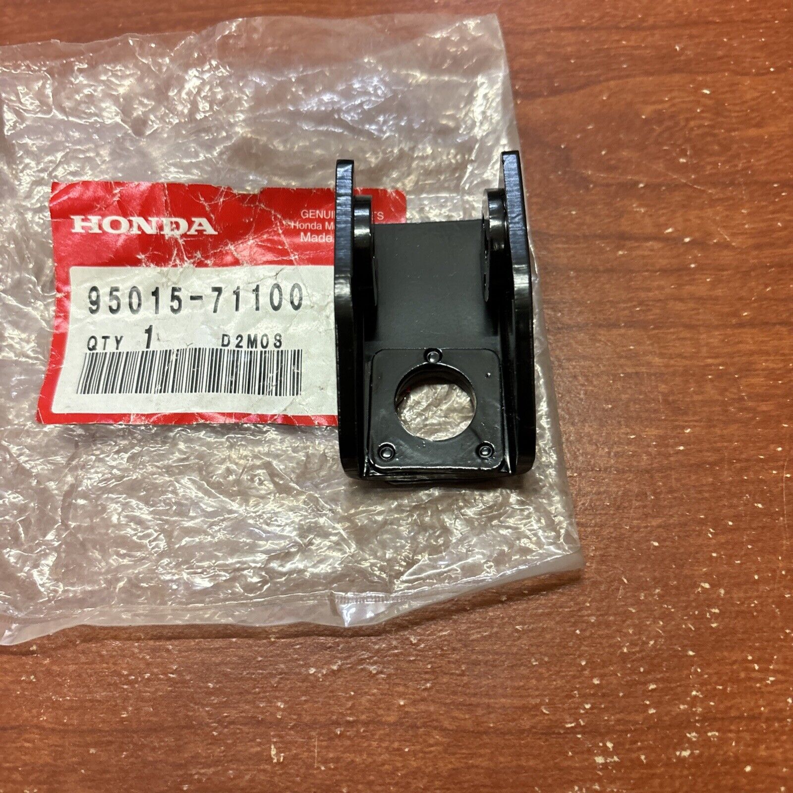 NOS Honda CB750 K0-K4 PILLION BRACKET A 95015-71100 H165