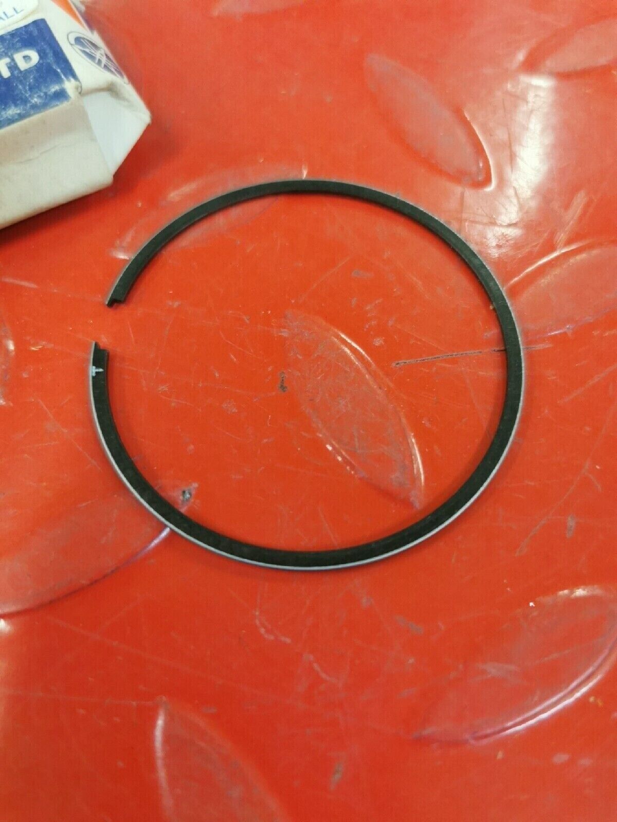 NOS YAMAHA  YZ100 1976 - 1981   PISTON  RING SET  STD  2W5-11611-00-00 Y51